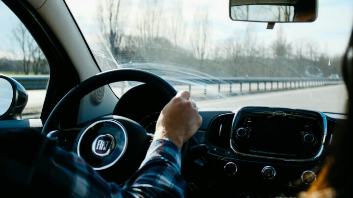 Waarom steeds meer mensen kiezen voor een rijschool met persoonlijke begeleiding